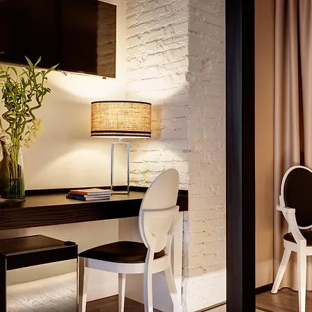 Dharma Luxury Hotel Rome Exterior photo